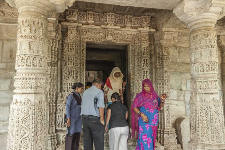12 - India - Ranakpur - templo jainista de Chaumukha Mandir